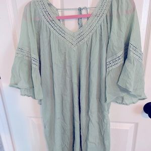 Mint boutique dress size small